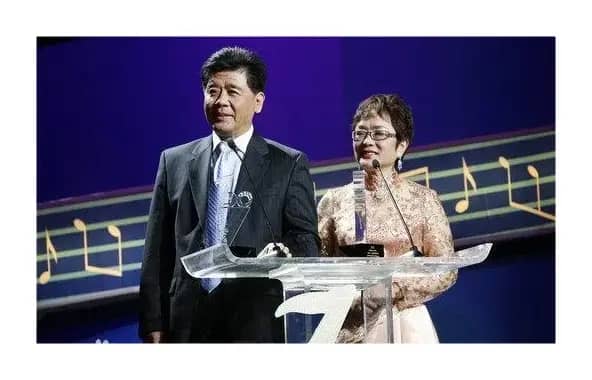 我的中华（巴·钢普力布词 清泉曲 王洁实原唱）